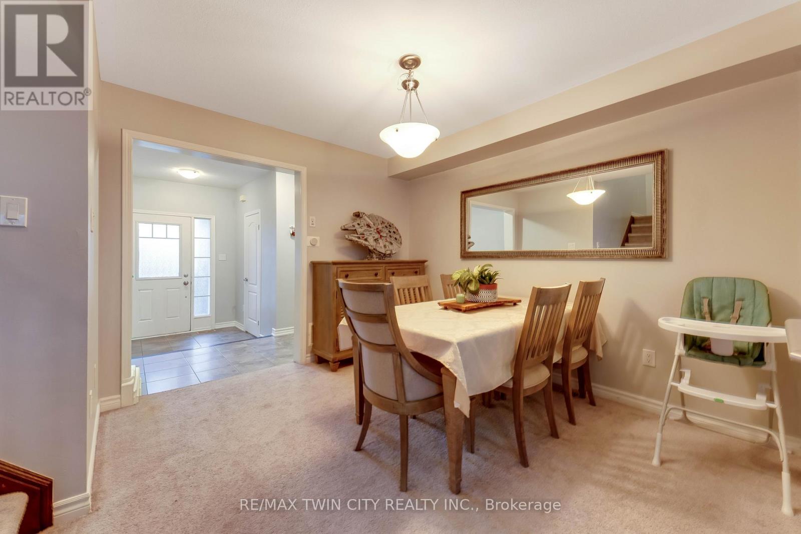 21 Postmaster Drive, Kitchener, Ontario  N2R 0J2 - Photo 12 - X13024668