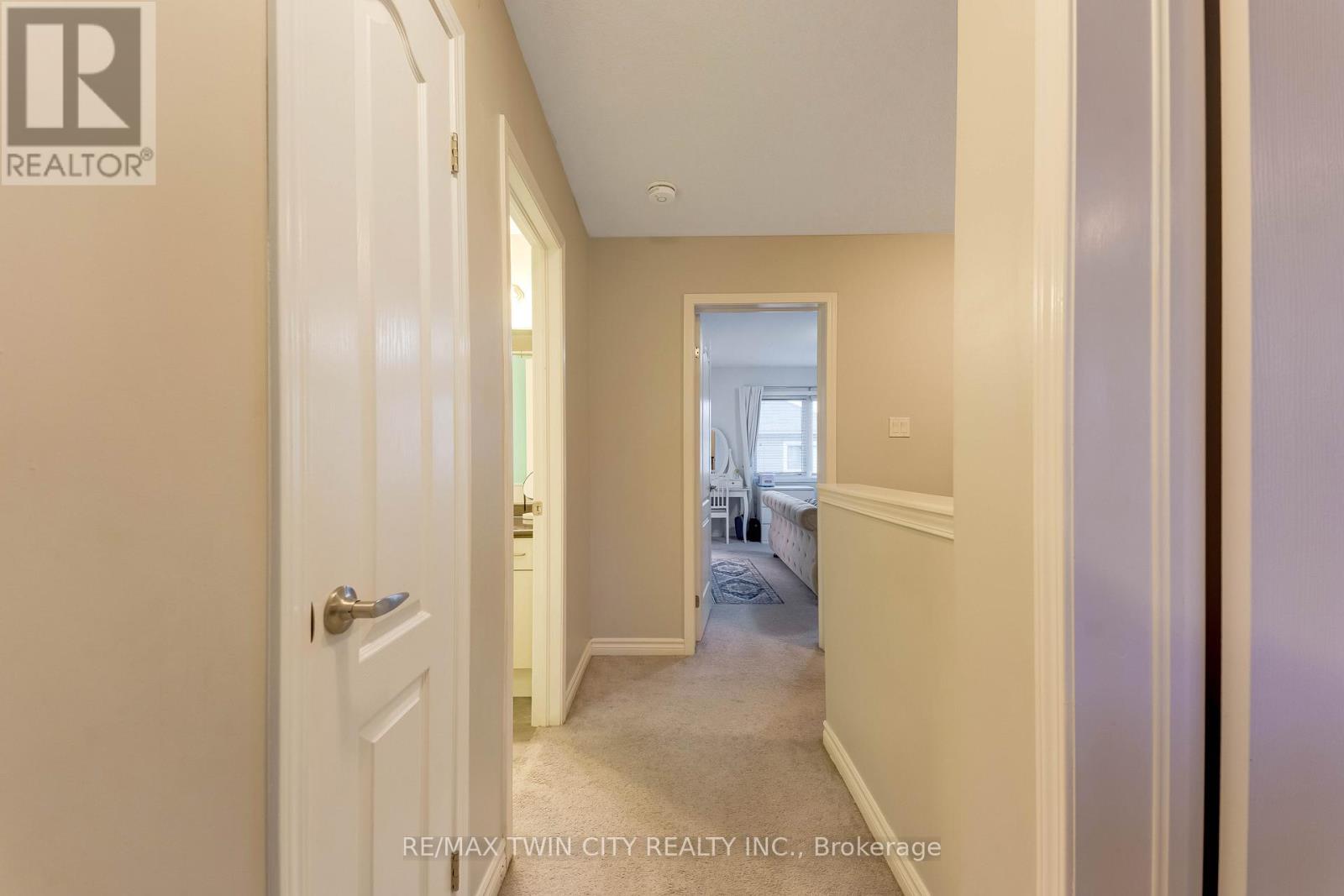 21 Postmaster Drive, Kitchener, Ontario  N2R 0J2 - Photo 24 - X13024668