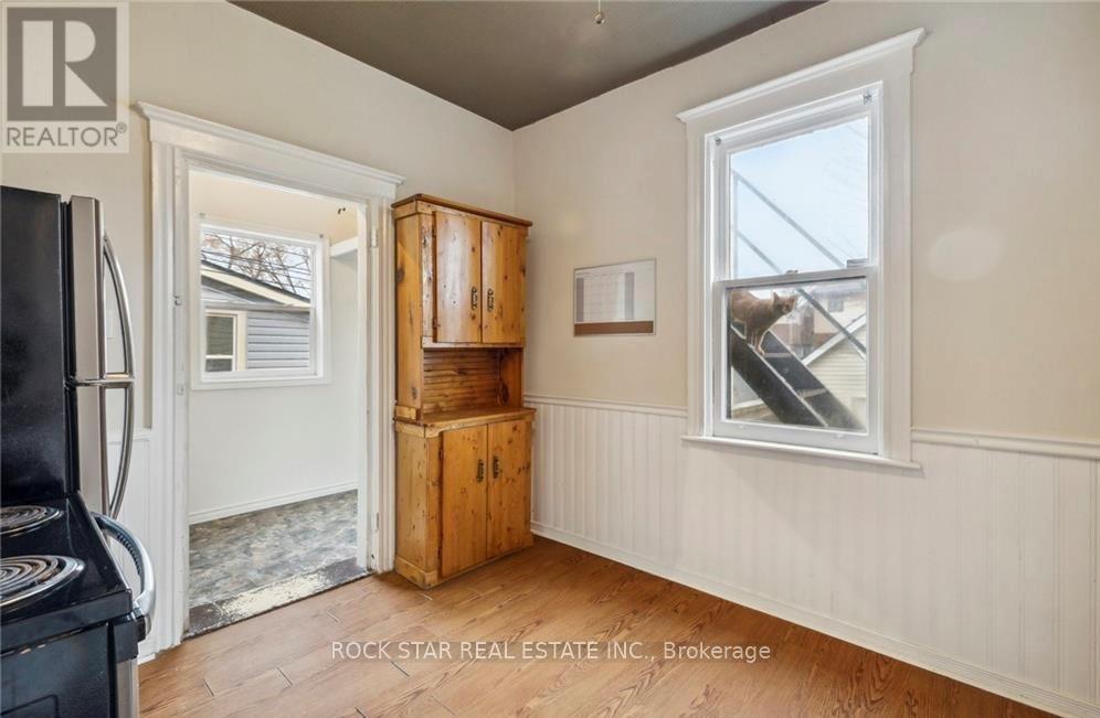 Main - 51 Smith Avenue, Hamilton, Ontario  L8L 5P2 - Photo 6 - X13024706