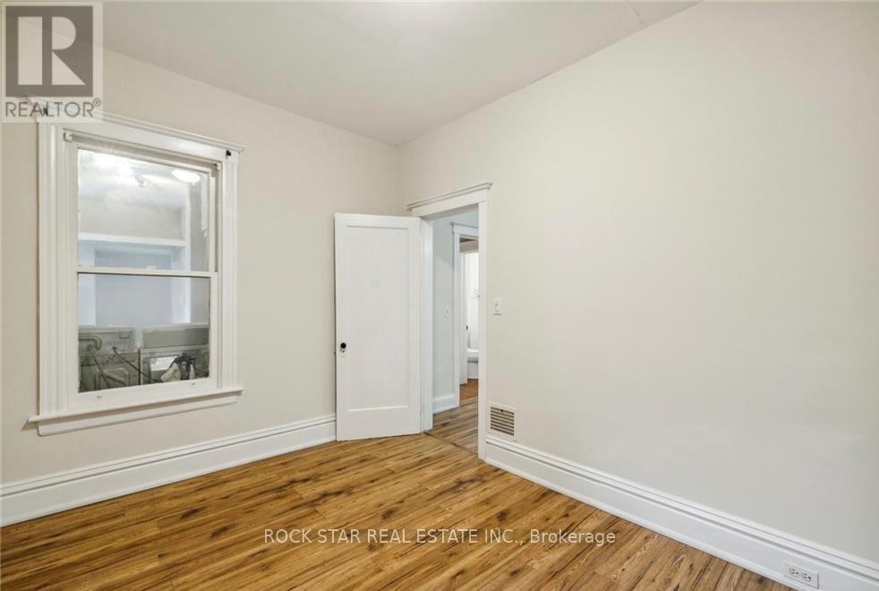 Main - 51 Smith Avenue, Hamilton, Ontario  L8L 5P2 - Photo 9 - X13024706