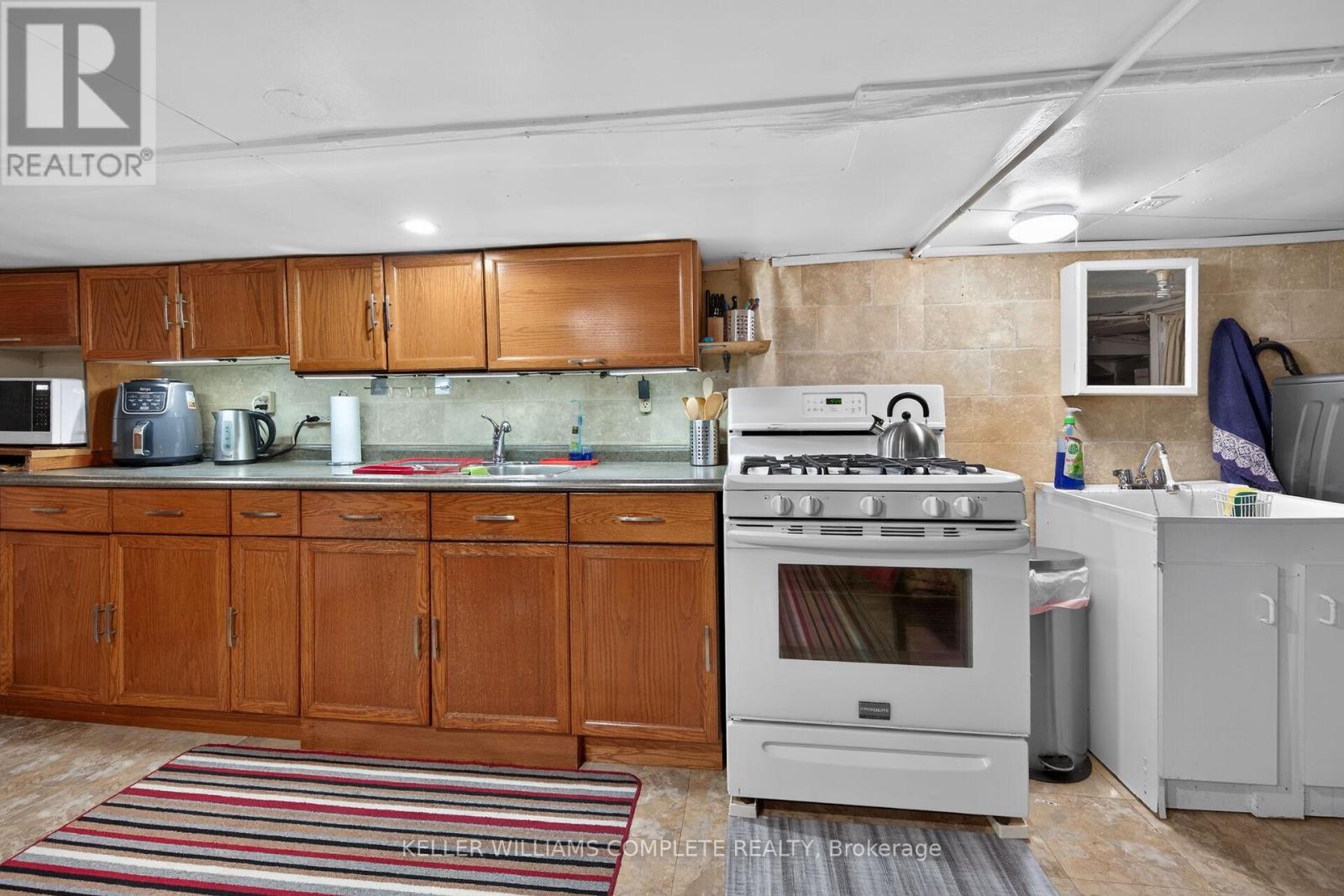 142 Ray Street N, Hamilton, Ontario  L8R 2Y2 - Photo 31 - X13024858