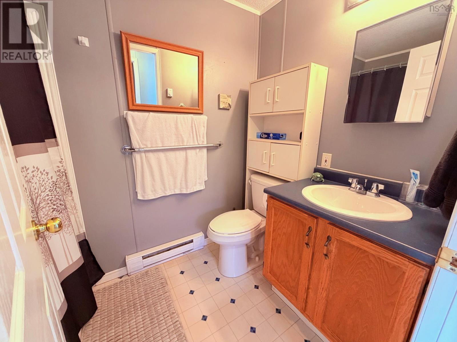 44 Clairmount Avenue, Bridgewater, Nova Scotia  B4V 4C8 - Photo 14 - 202608113