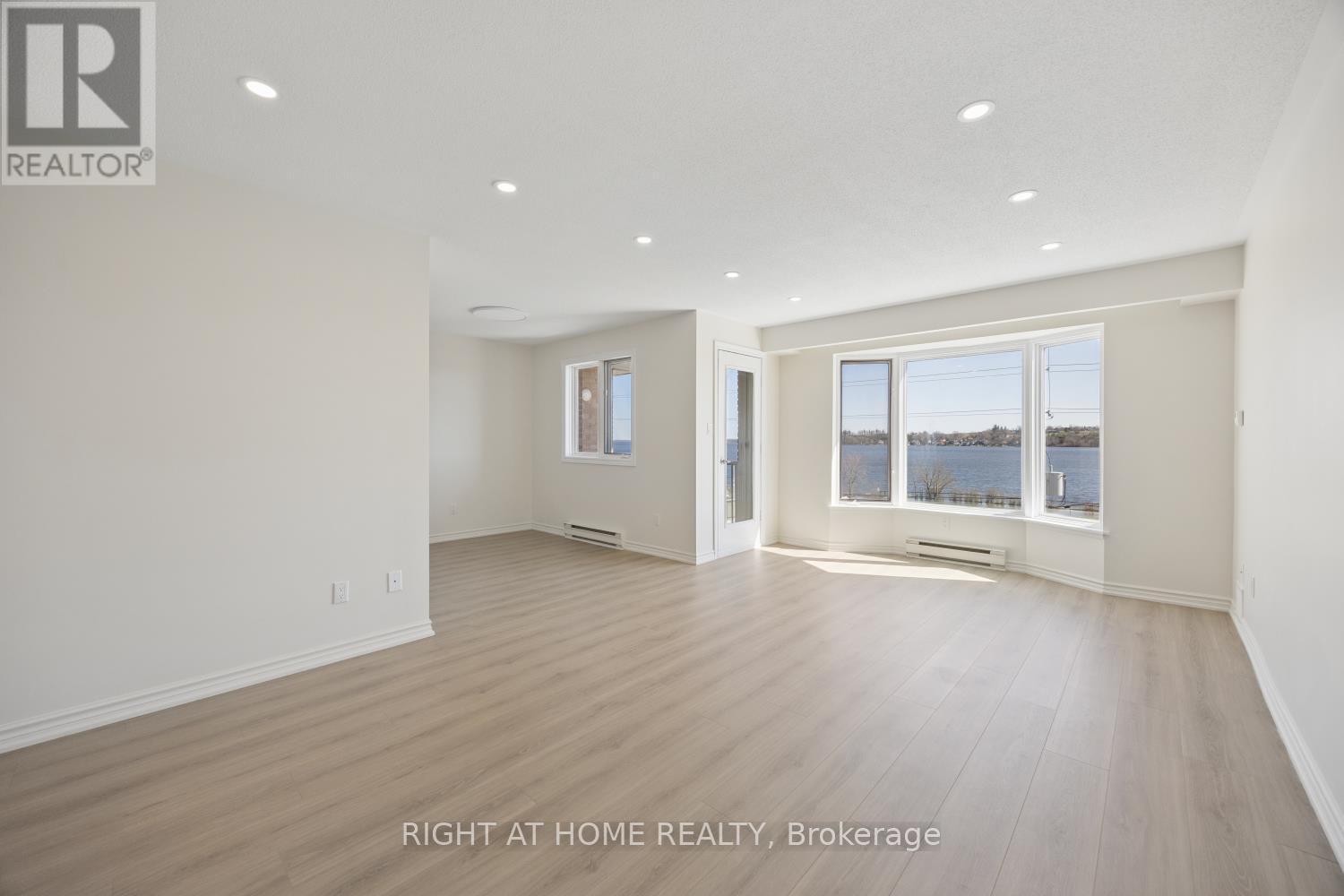 301 - 108 Water Street, Scugog (Port Perry), Ontario  L9L 1R2 - Photo 18 - E13024932