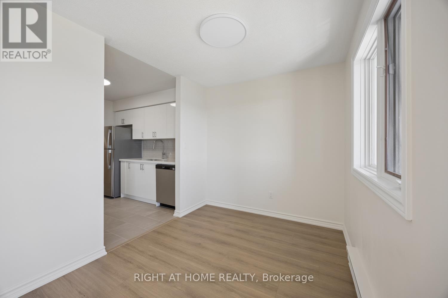 301 - 108 Water Street, Scugog (Port Perry), Ontario  L9L 1R2 - Photo 20 - E13024932