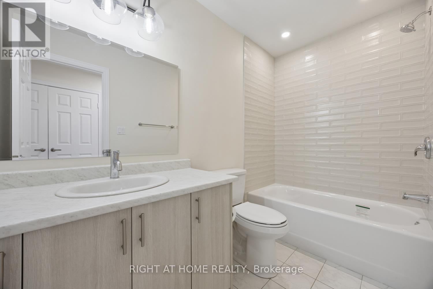 301 - 108 Water Street, Scugog (Port Perry), Ontario  L9L 1R2 - Photo 29 - E13024932