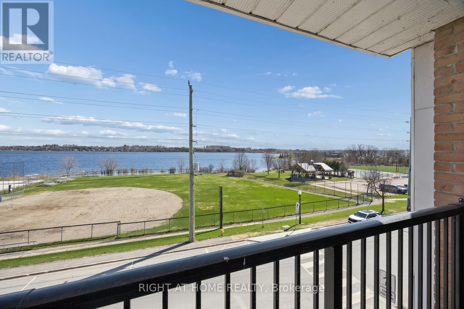 301 - 108 Water Street, Scugog (Port Perry), Ontario  L9L 1R2 - Photo 31 - E13024932