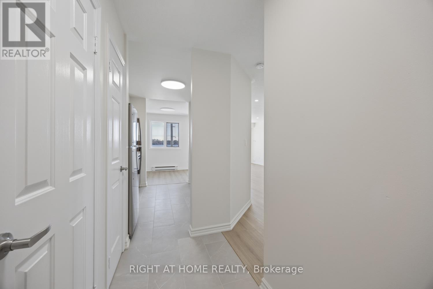 301 - 108 Water Street, Scugog (Port Perry), Ontario  L9L 1R2 - Photo 6 - E13024932