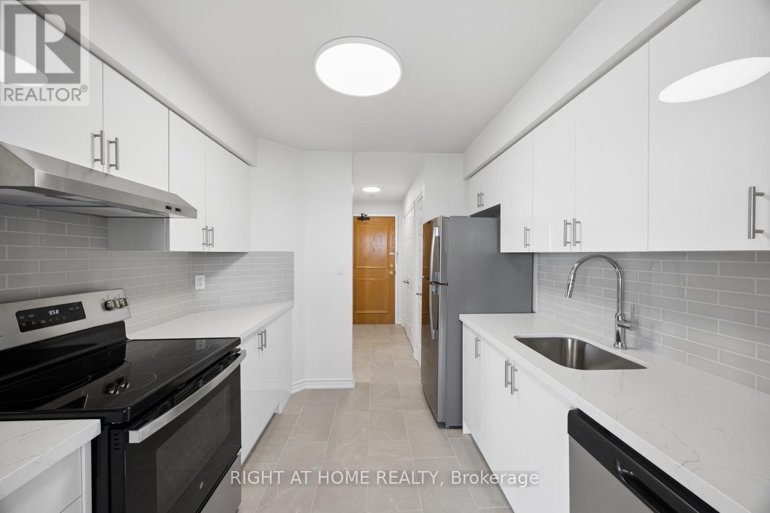 301 - 108 Water Street, Scugog (Port Perry), Ontario  L9L 1R2 - Photo 7 - E13024932