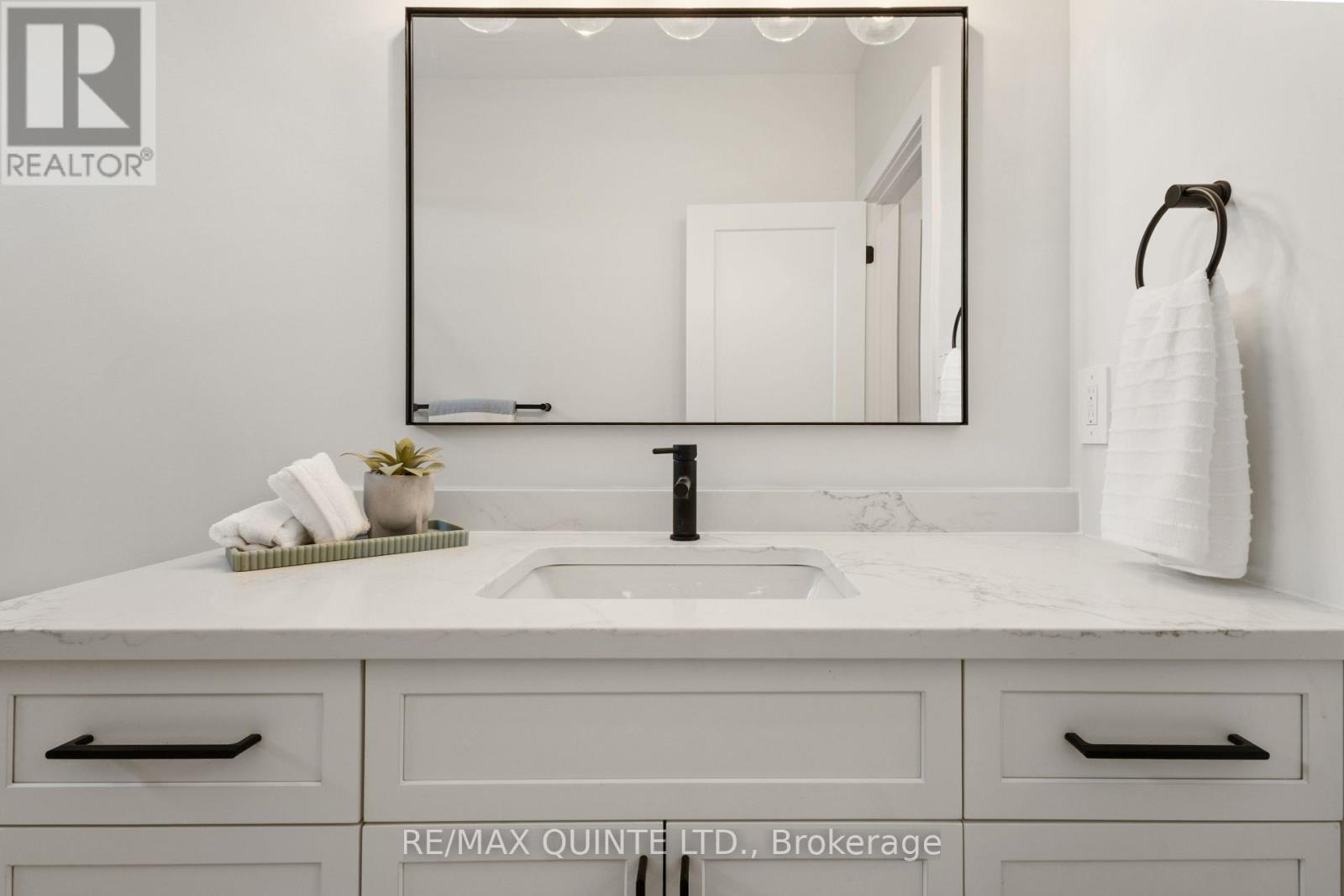 27 Exeter Court, Quinte West, Ontario  K8V 5P4 - Photo 19 - X13024992