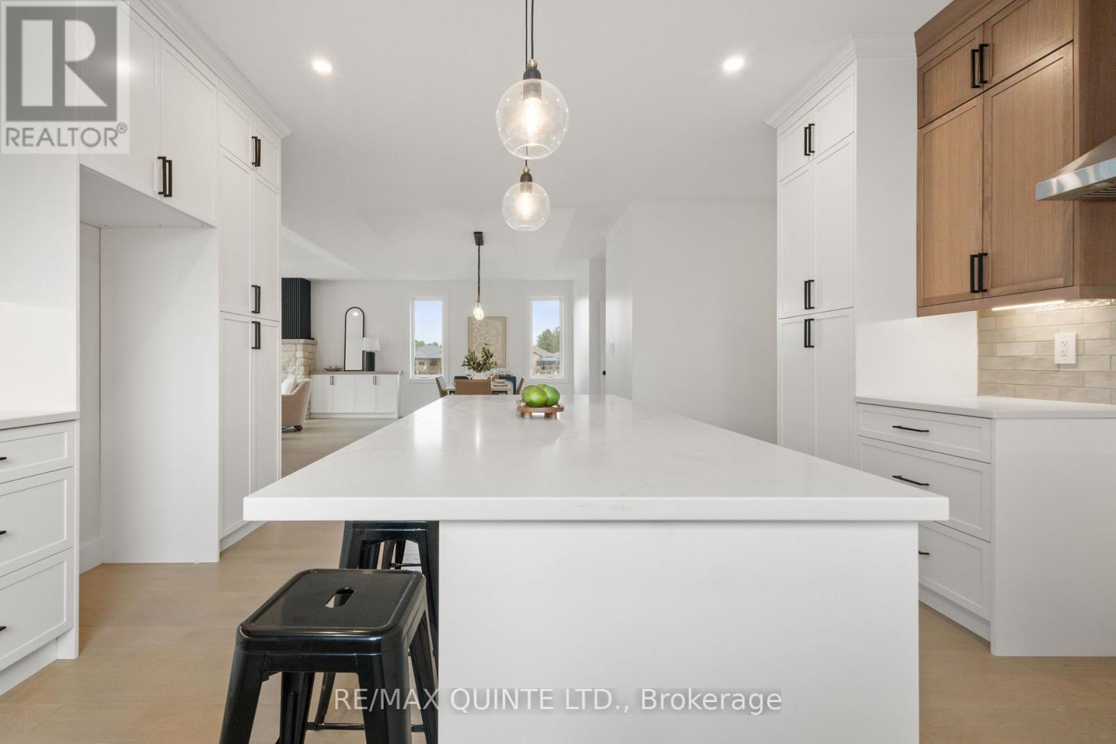 27 Exeter Court, Quinte West, Ontario  K8V 5P4 - Photo 24 - X13024992