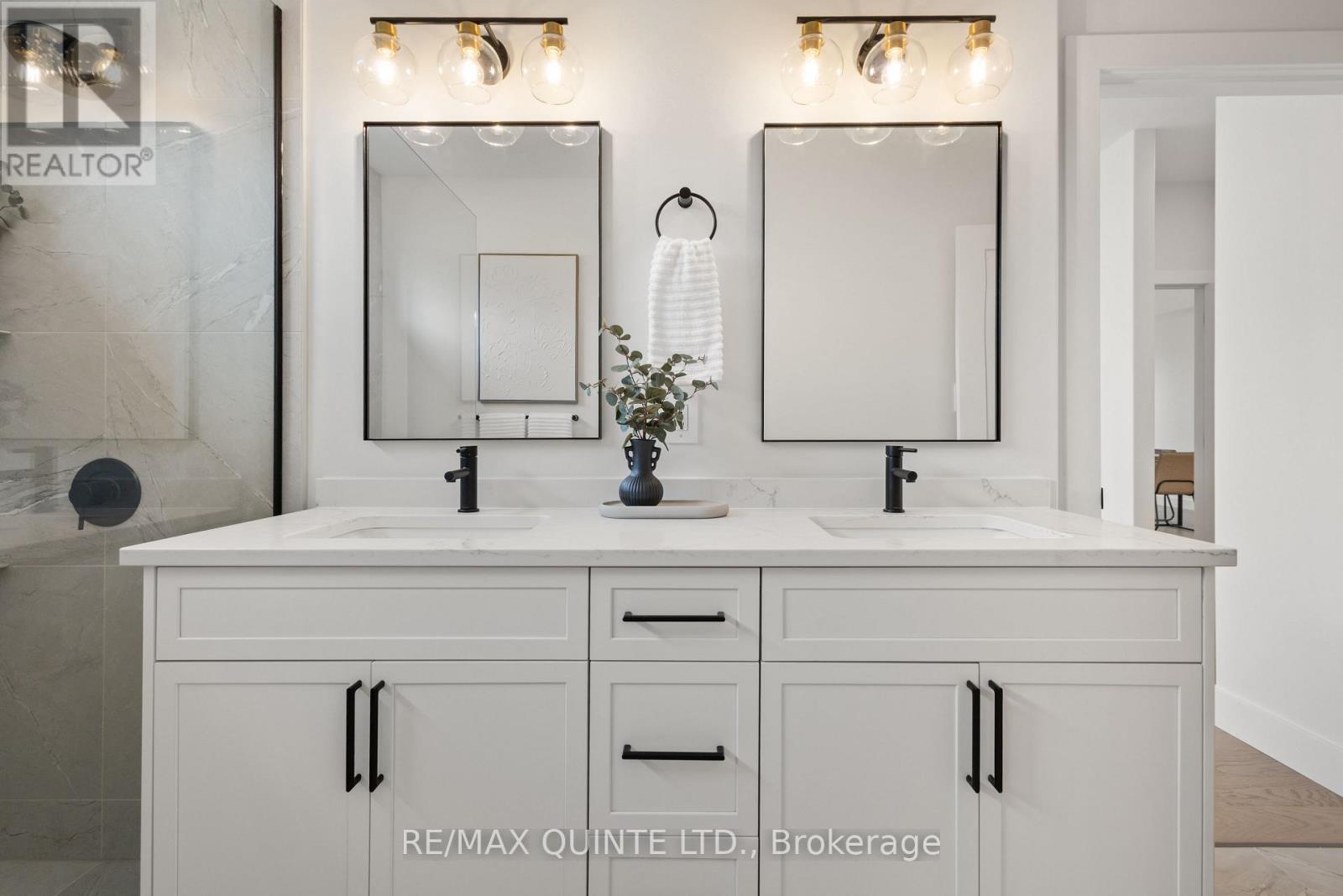 27 Exeter Court, Quinte West, Ontario  K8V 5P4 - Photo 39 - X13024992