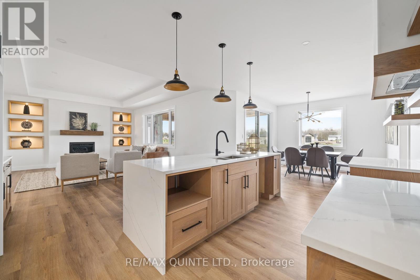 25 Leaside Drive, Prince Edward County, Ontario  K8N 4Z7 - Photo 24 - X13025018