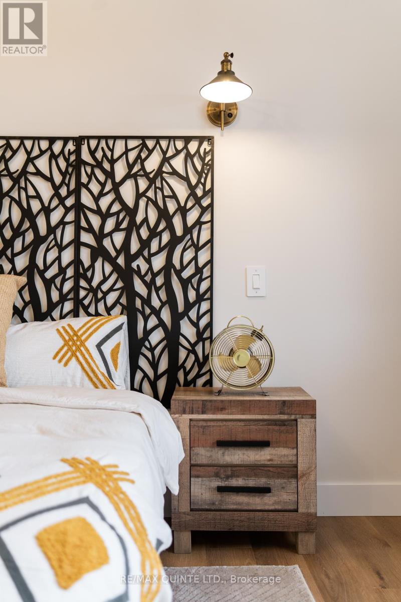 25 Leaside Drive, Prince Edward County, Ontario  K8N 4Z7 - Photo 26 - X13025018