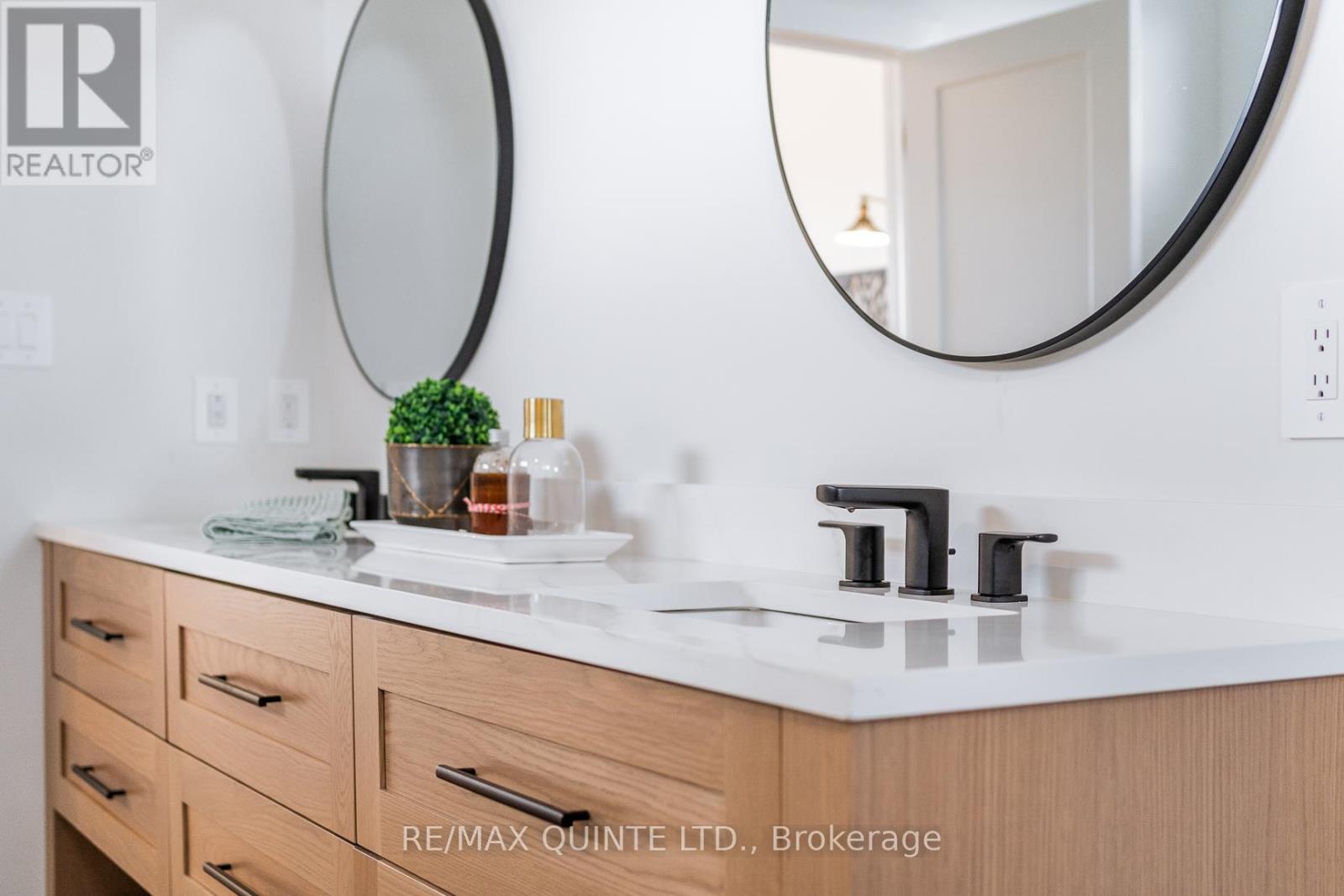 25 Leaside Drive, Prince Edward County, Ontario  K8N 4Z7 - Photo 29 - X13025018