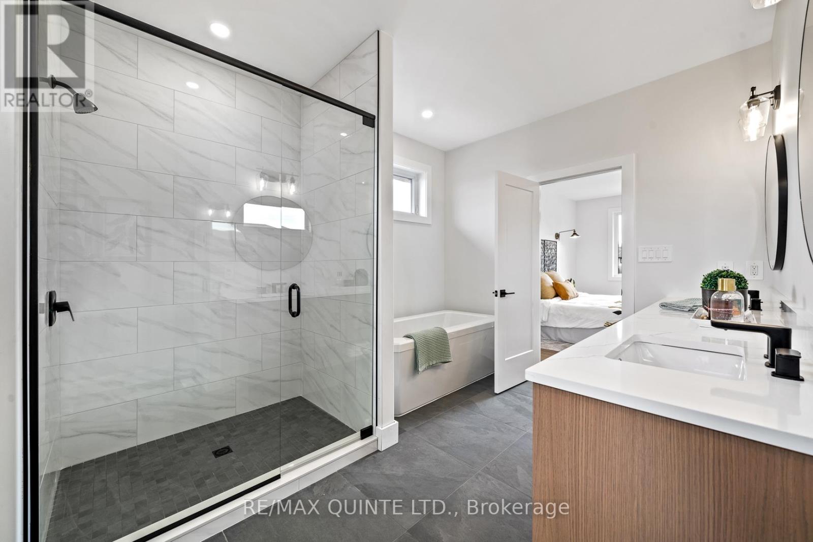 25 Leaside Drive, Prince Edward County, Ontario  K8N 4Z7 - Photo 32 - X13025018