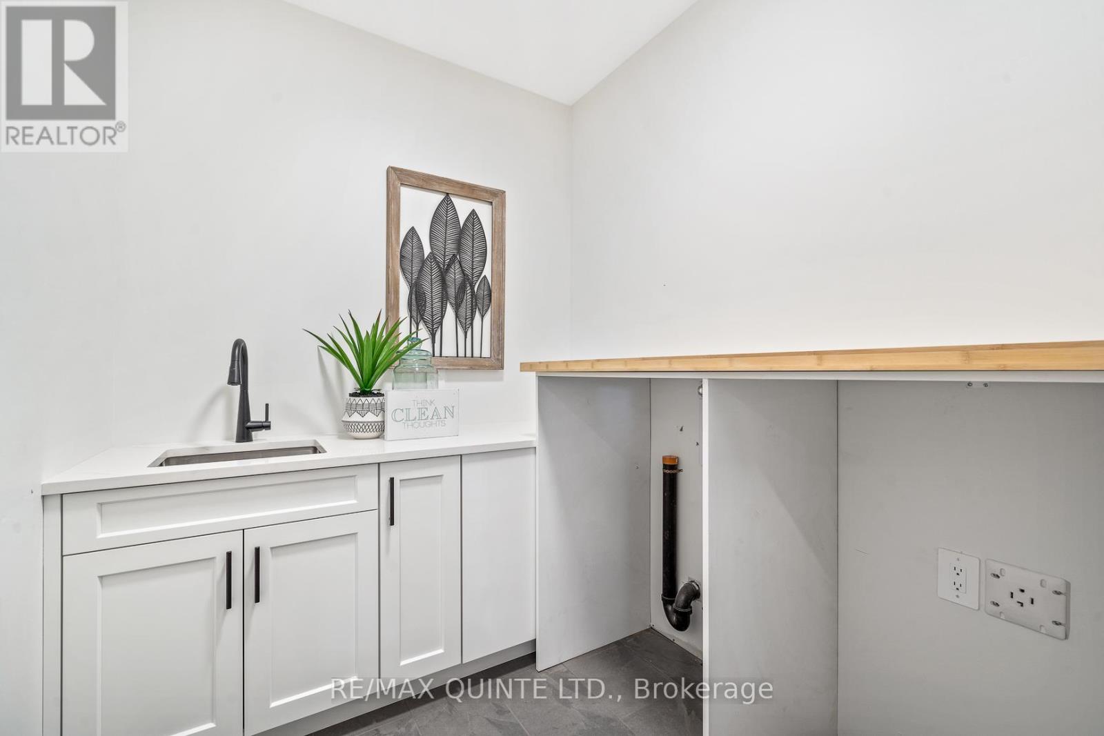 25 Leaside Drive, Prince Edward County, Ontario  K8N 4Z7 - Photo 38 - X13025018