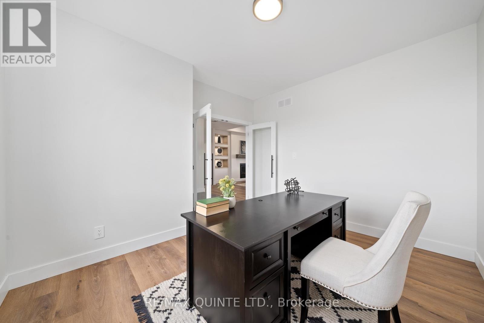 25 Leaside Drive, Prince Edward County, Ontario  K8N 4Z7 - Photo 8 - X13025018