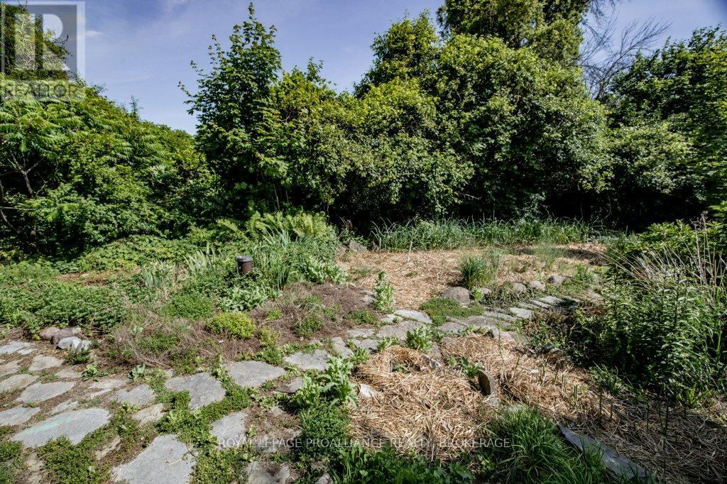 1558 Highway 96, Frontenac Islands, Ontario  K0H 2Y0 - Photo 42 - X13025030