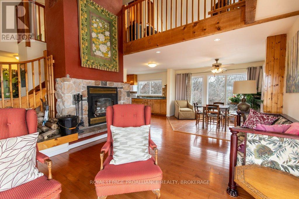 1558 Highway 96, Frontenac Islands, Ontario  K0H 2Y0 - Photo 5 - X13025030