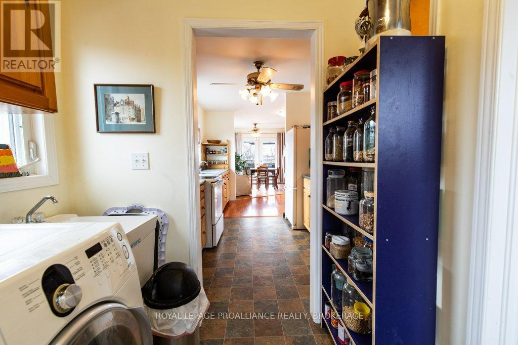 1558 Highway 96, Frontenac Islands, Ontario  K0H 2Y0 - Photo 9 - X13025030