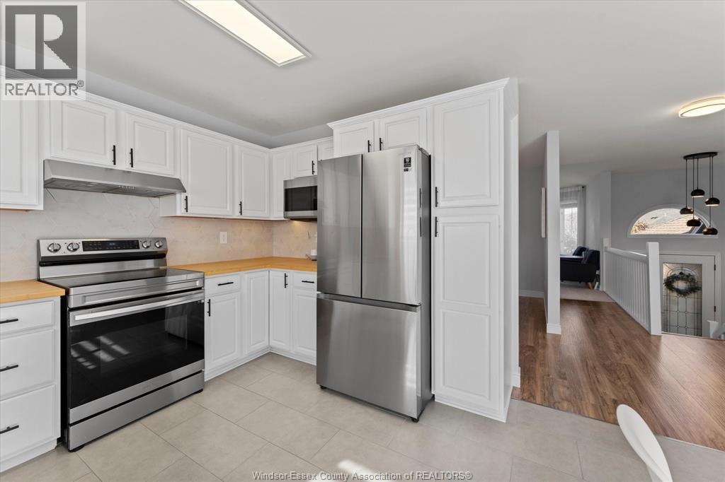 430 Woodridge Drive, Tecumseh, Ontario  N8N 4V5 - Photo 17 - 26008726