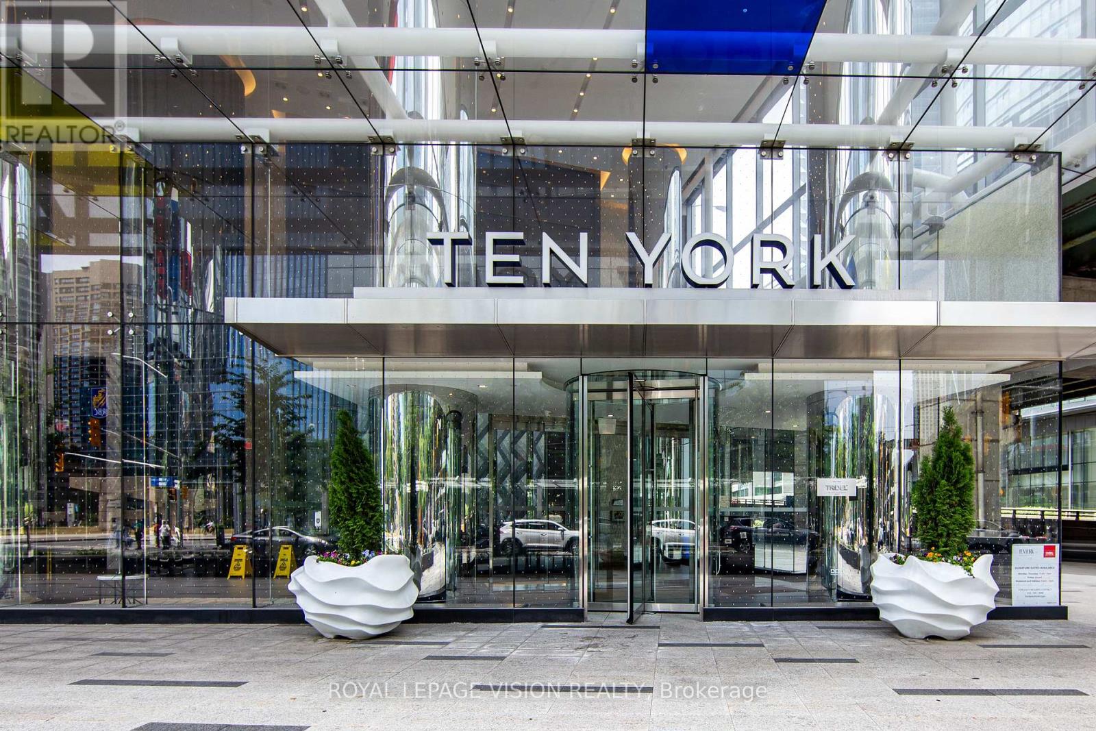 4812 - 10 YORK STREET, Toronto, Ontario