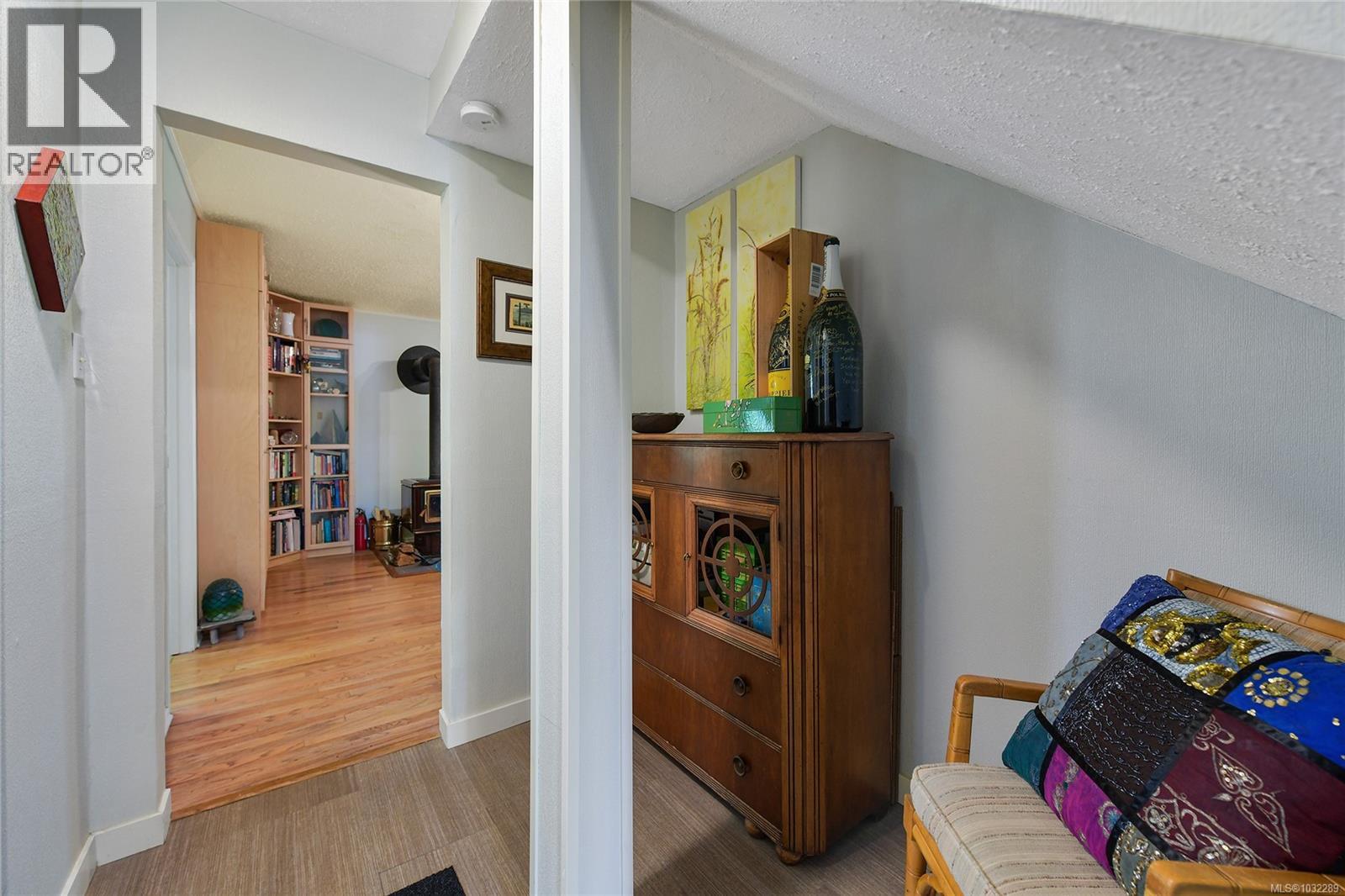 176 Island Hwy, View Royal, British Columbia  V9B 1G2 - Photo 17 - 1032289