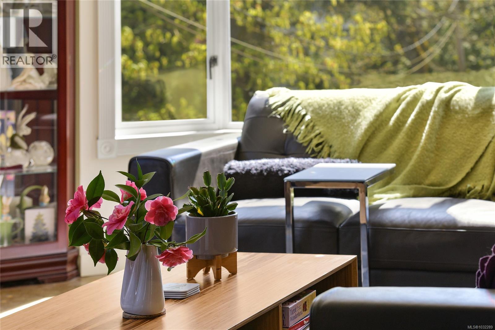 176 Island Hwy, View Royal, British Columbia  V9B 1G2 - Photo 8 - 1032289