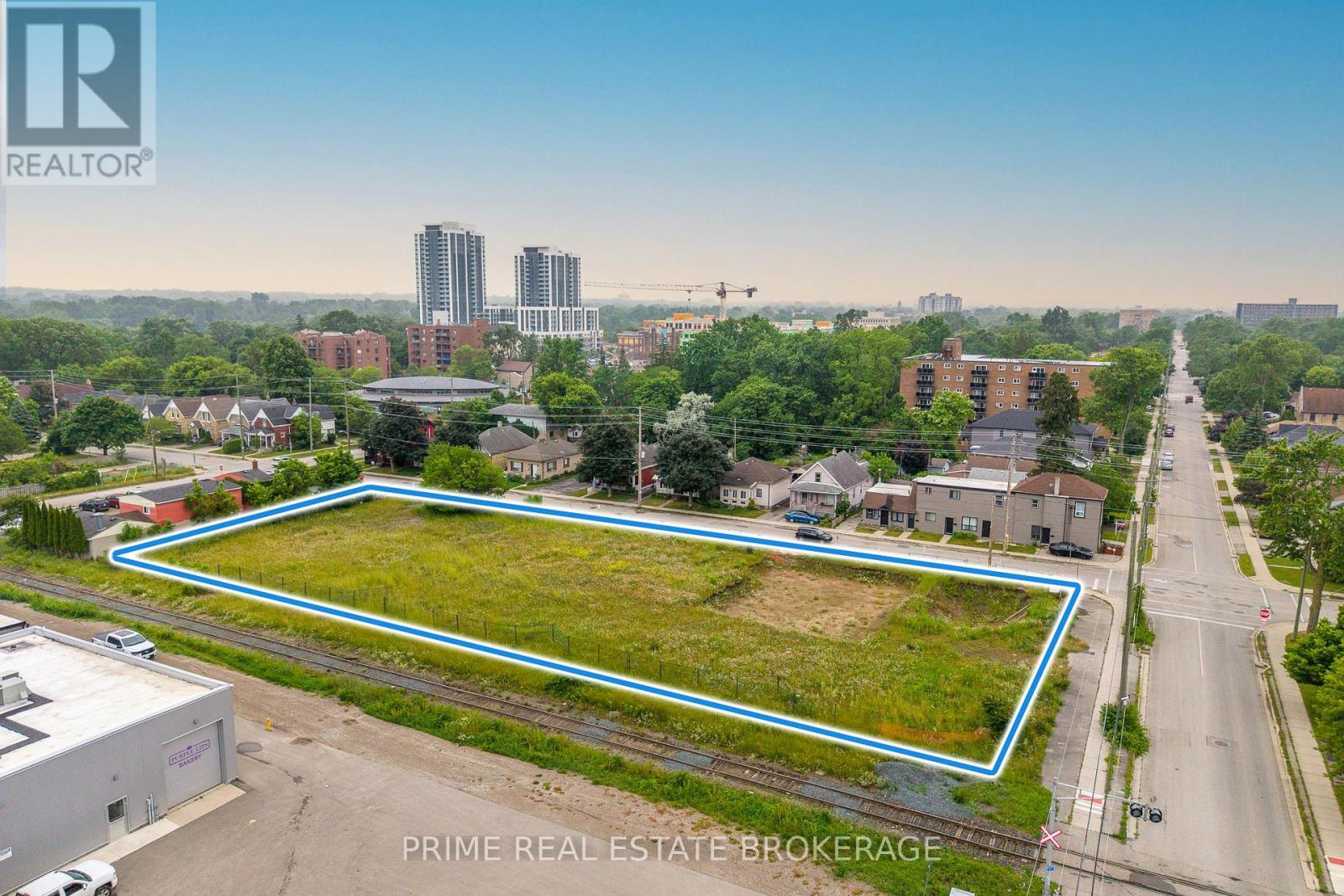 475 Grey Street, London East, Ontario  N6B 1H4 - Photo 1 - X13025024