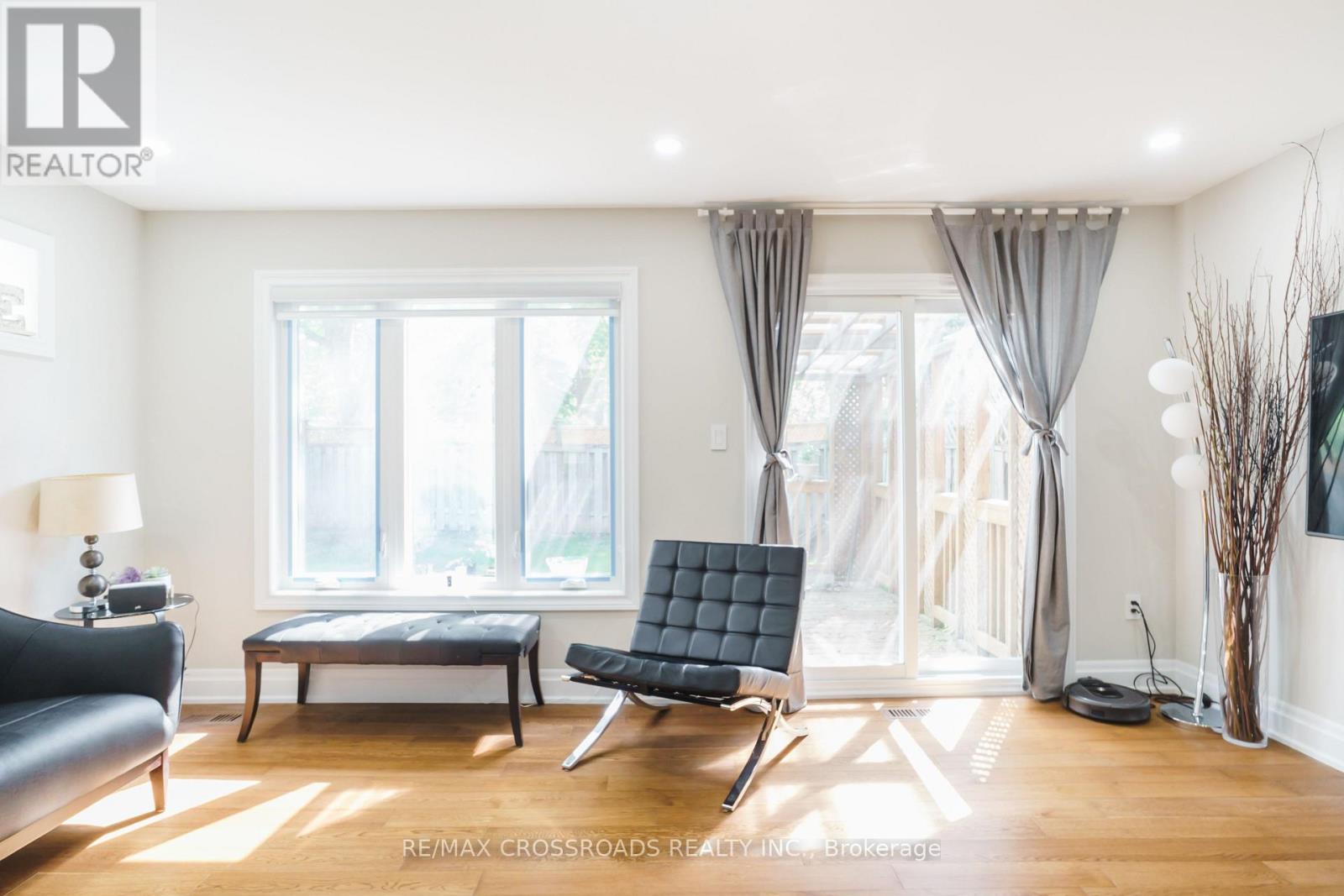 50 Widdifield Avenue, Newmarket, Ontario  L3X 1Z4 - Photo 6 - N13024710