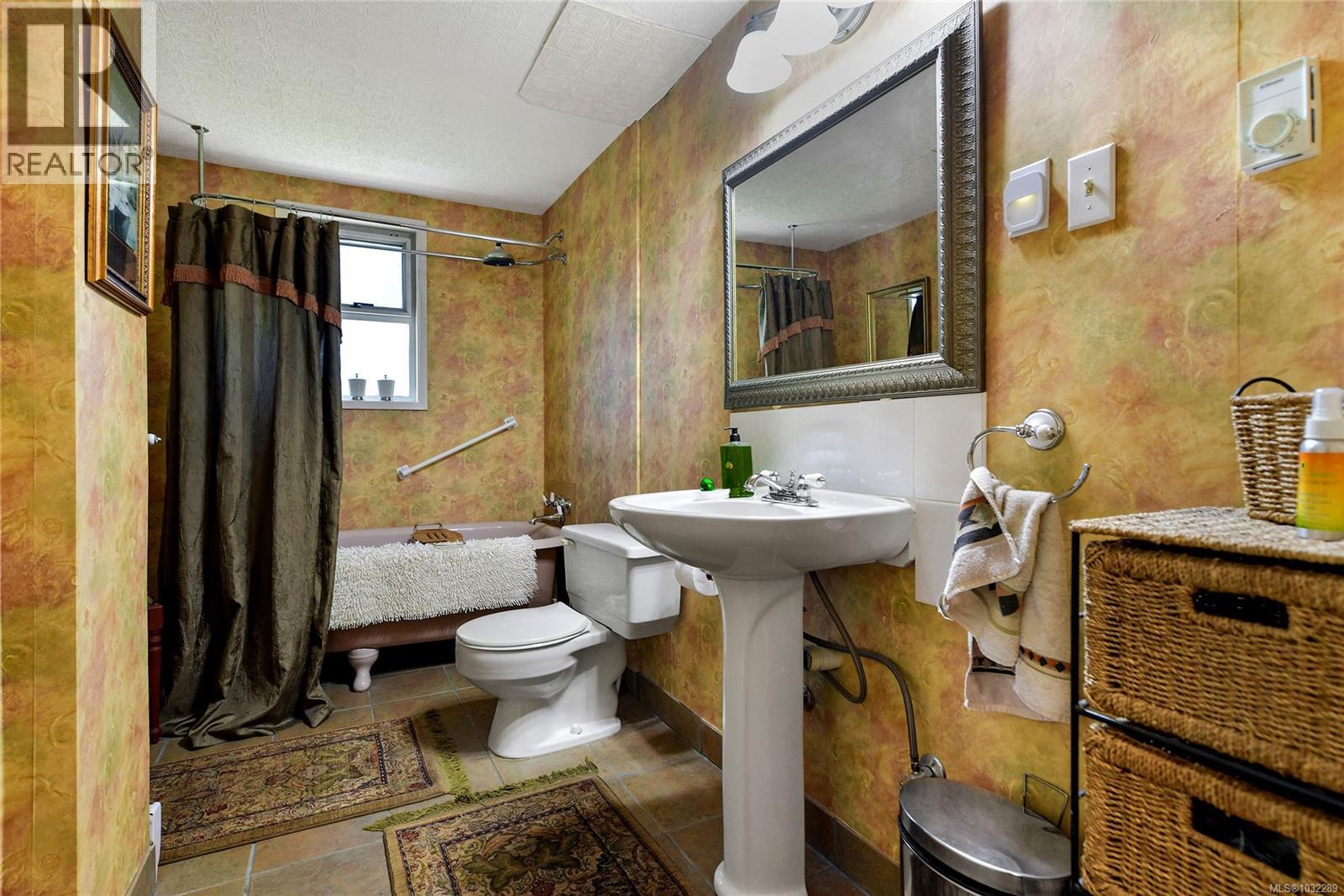 176 Island Hwy, View Royal, British Columbia  V9B 1G2 - Photo 20 - 1032289