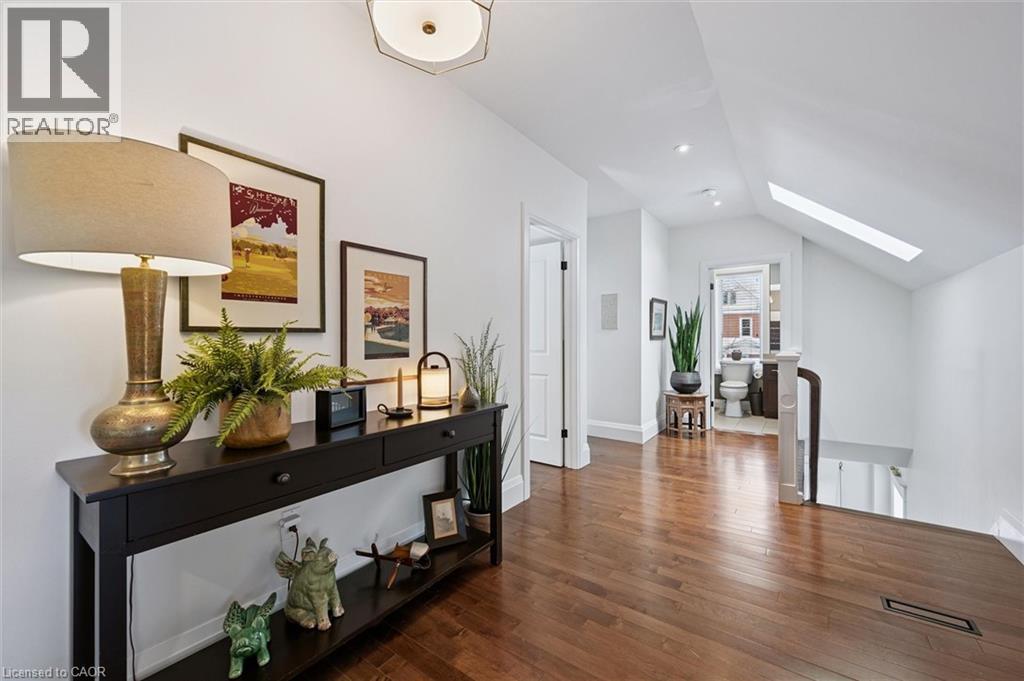 63 Menno Street, Waterloo, Ontario  N2L 2A6 - Photo 21 - 40802720