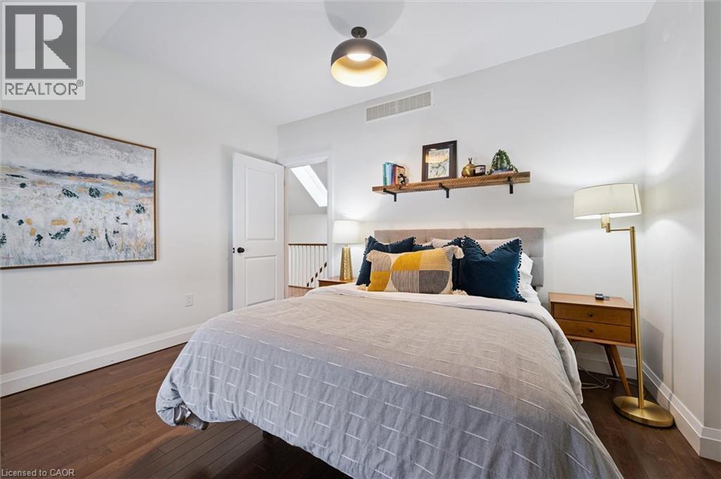 63 Menno Street, Waterloo, Ontario  N2L 2A6 - Photo 33 - 40802720