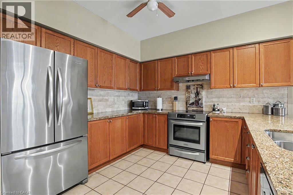 81 Valridge Drive Unit# 44, Ancaster, Ontario  L9G 5B6 - Photo 7 - 40821170