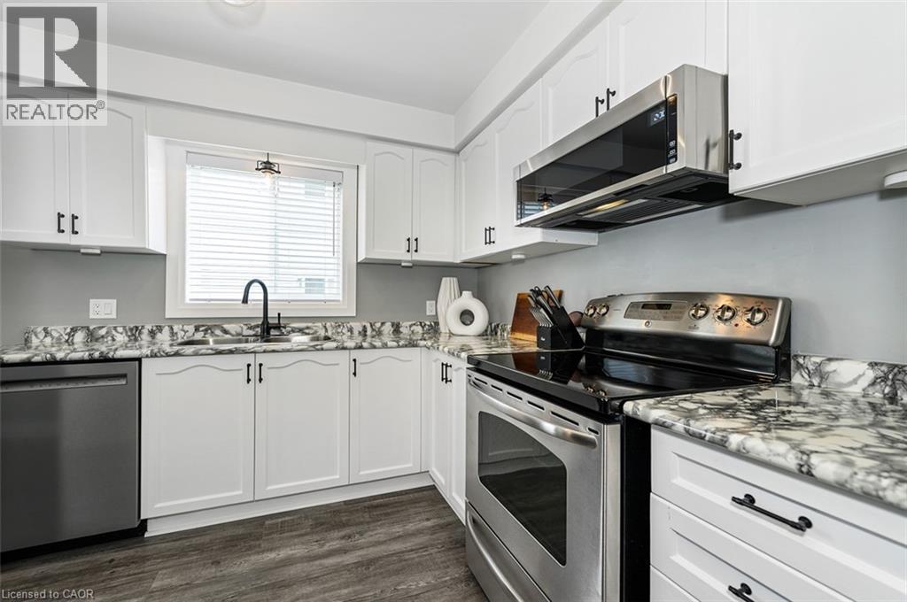 255 Hilltop Drive, Ayr, Ontario  N0B 1E0 - Photo 6 - 40822783