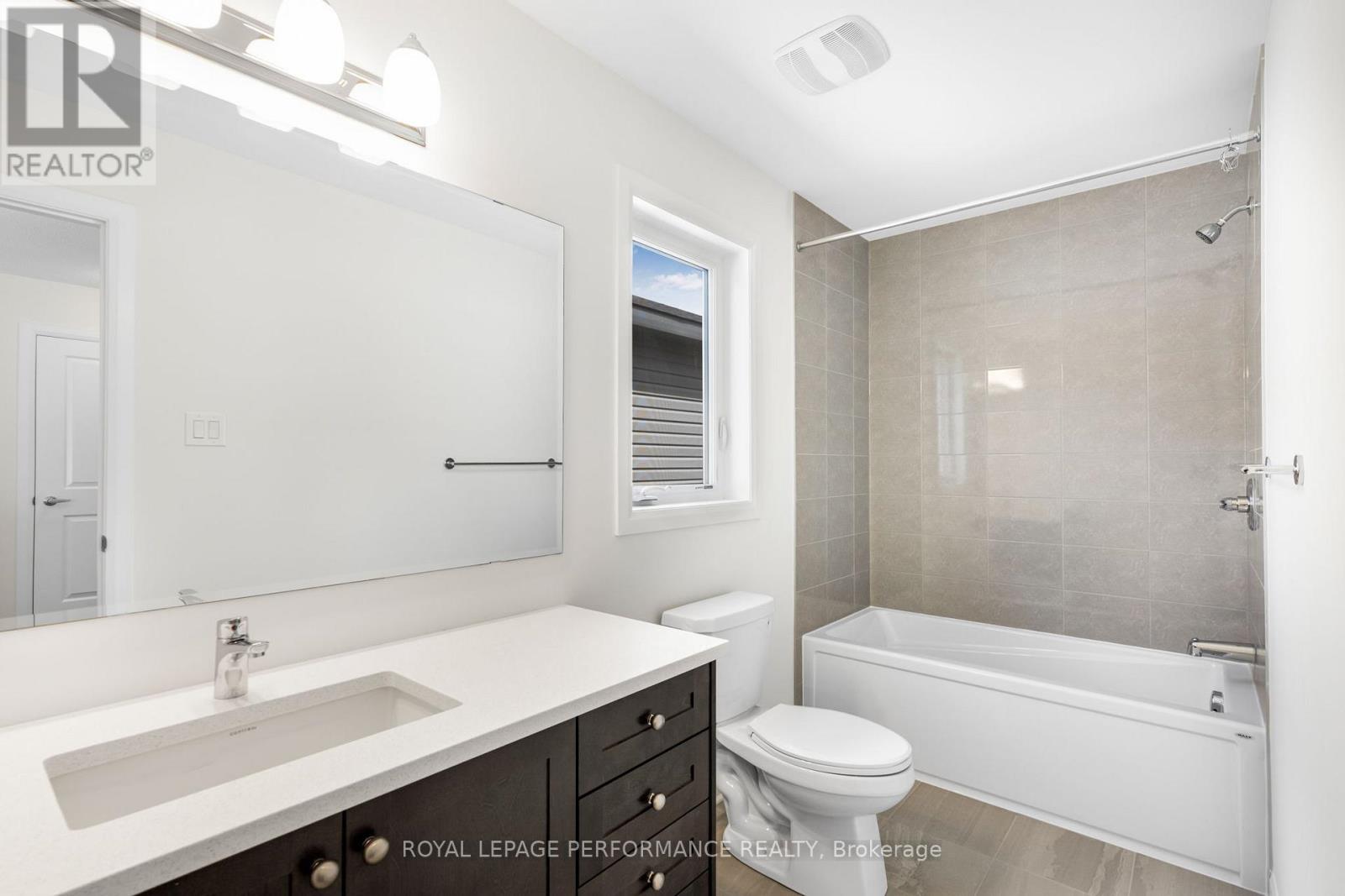 319 Elsie Macgill Walk, Ottawa, Ontario  K2W 0K7 - Photo 21 - X13024912