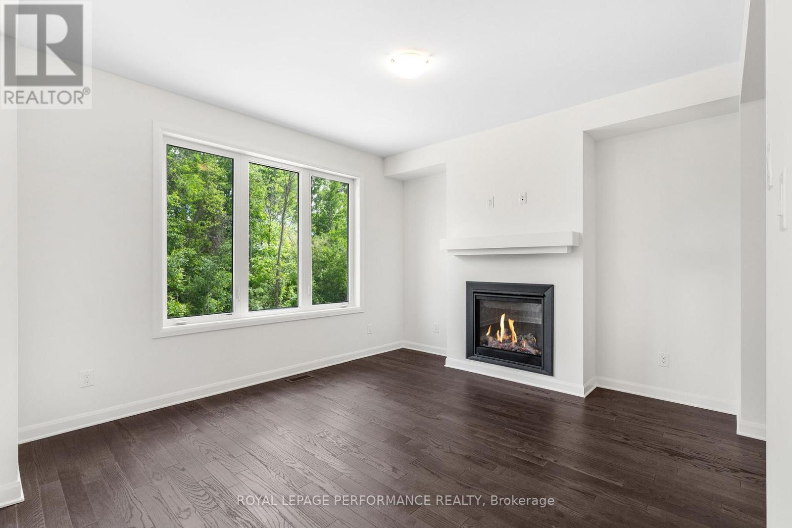 319 Elsie Macgill Walk, Ottawa, Ontario  K2W 0K7 - Photo 9 - X13024912