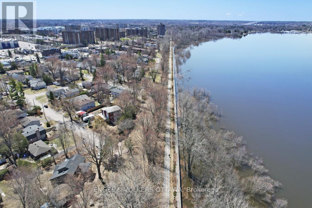 72 Scrivens Street, Ottawa, Ontario  K2B 6H1 - Photo 11 - X13024964