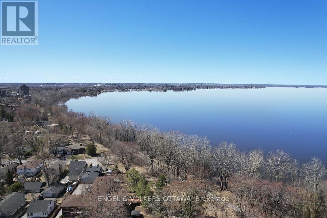 72 Scrivens Street, Ottawa, Ontario  K2B 6H1 - Photo 12 - X13024964