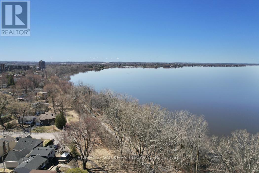 72 Scrivens Street, Ottawa, Ontario  K2B 6H1 - Photo 13 - X13024964