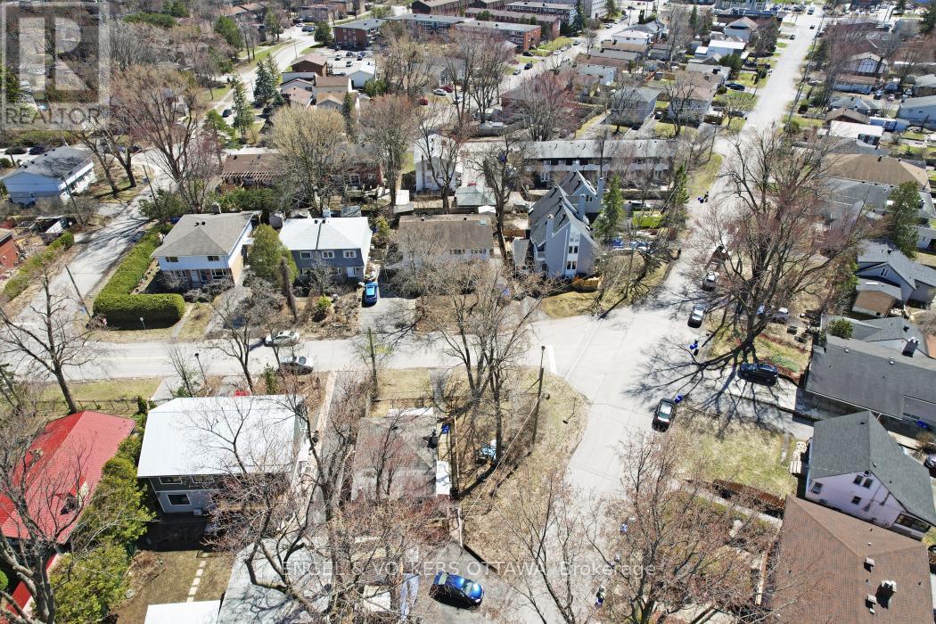 72 Scrivens Street, Ottawa, Ontario  K2B 6H1 - Photo 5 - X13024964