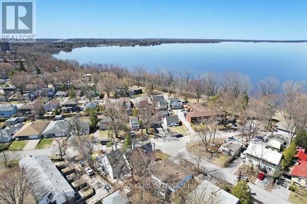 72 Scrivens Street, Ottawa, Ontario  K2B 6H1 - Photo 6 - X13024964