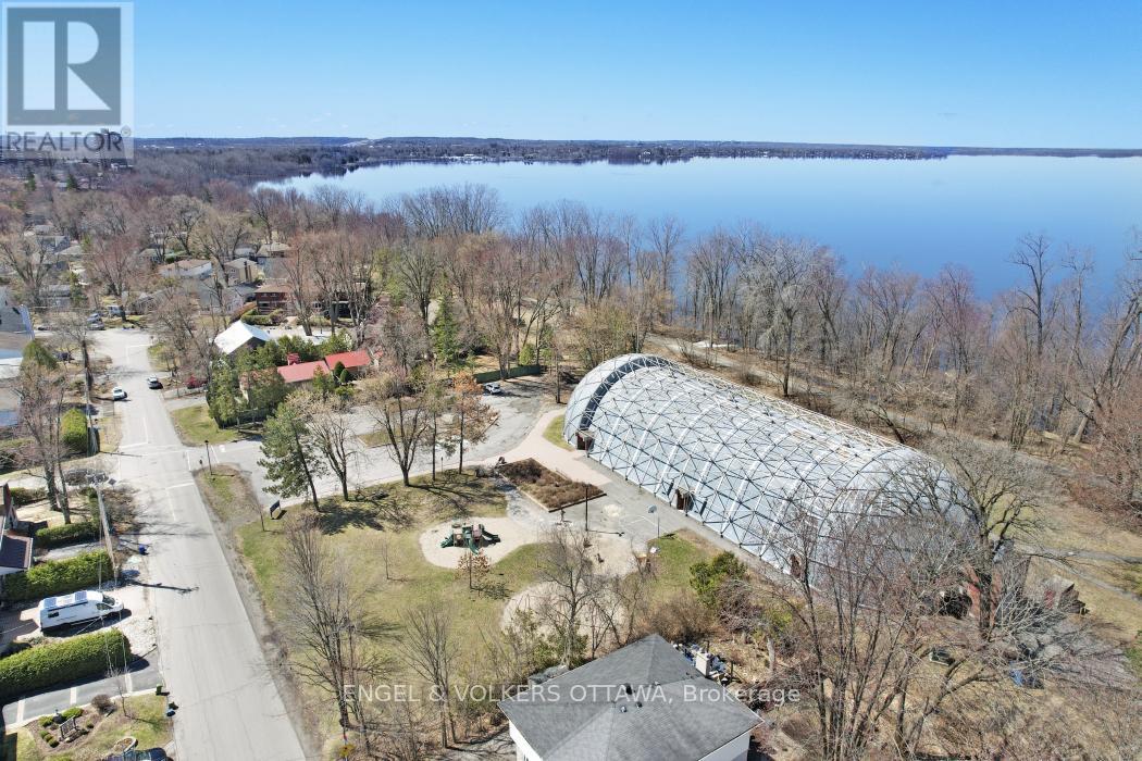 72 Scrivens Street, Ottawa, Ontario  K2B 6H1 - Photo 8 - X13024964