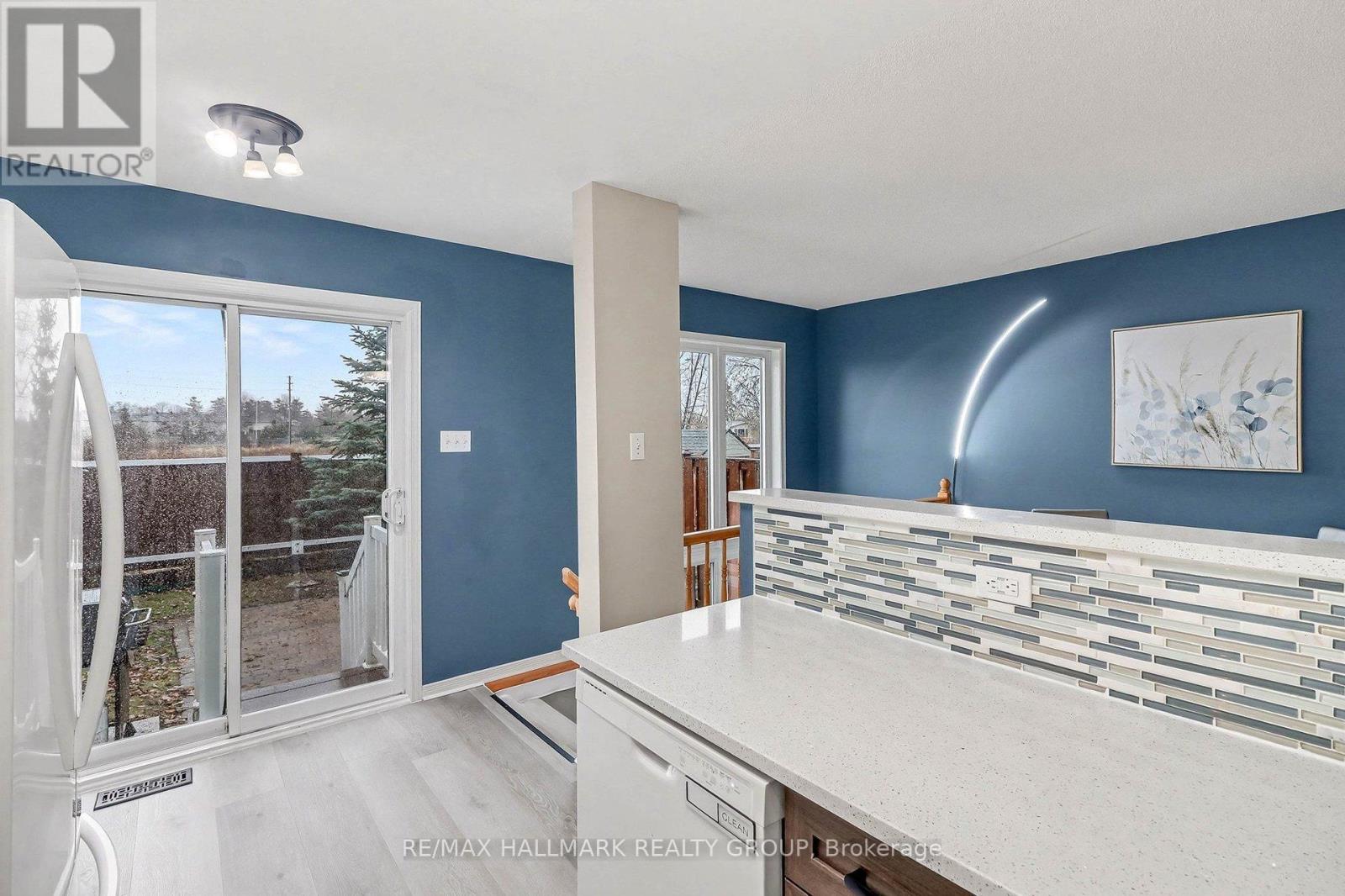 111 Ludlowe Street, Ottawa, Ontario  K4A 5C2 - Photo 12 - X13002832