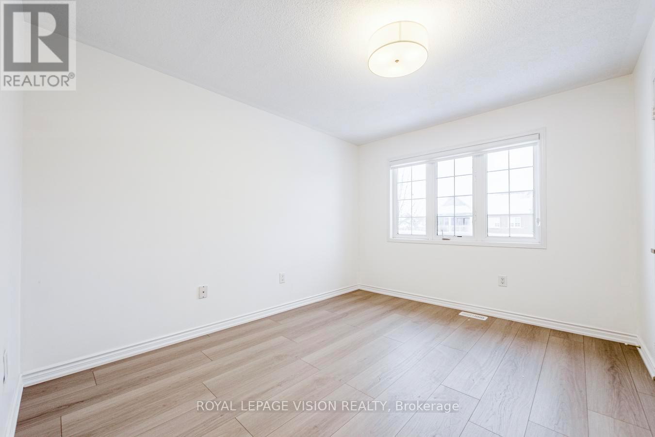 124 Alfred Paterson Drive, Markham, Ontario  L6E 1L5 - Photo 34 - N12996504