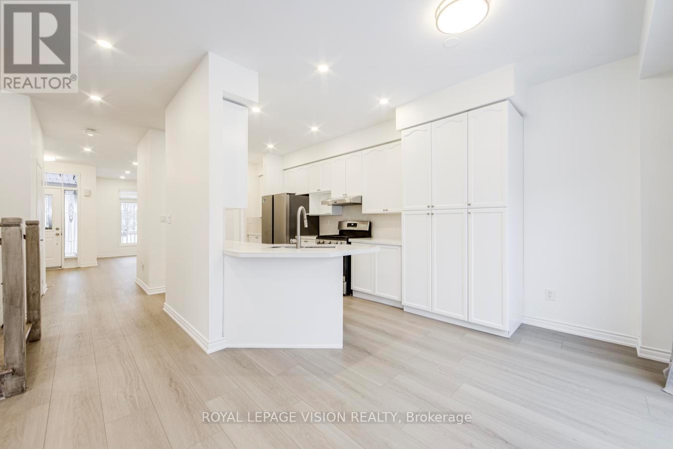 124 Alfred Paterson Drive, Markham, Ontario  L6E 1L5 - Photo 18 - N12996504