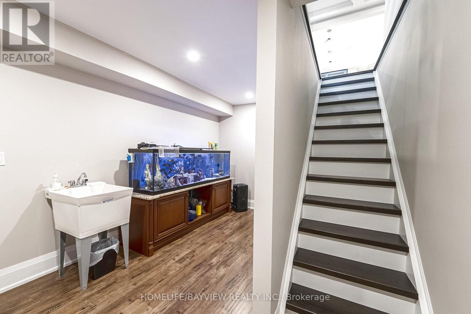 25 Whispering Pine Trail, Aurora, Ontario  L4G 5C7 - Photo 36 - N13019206