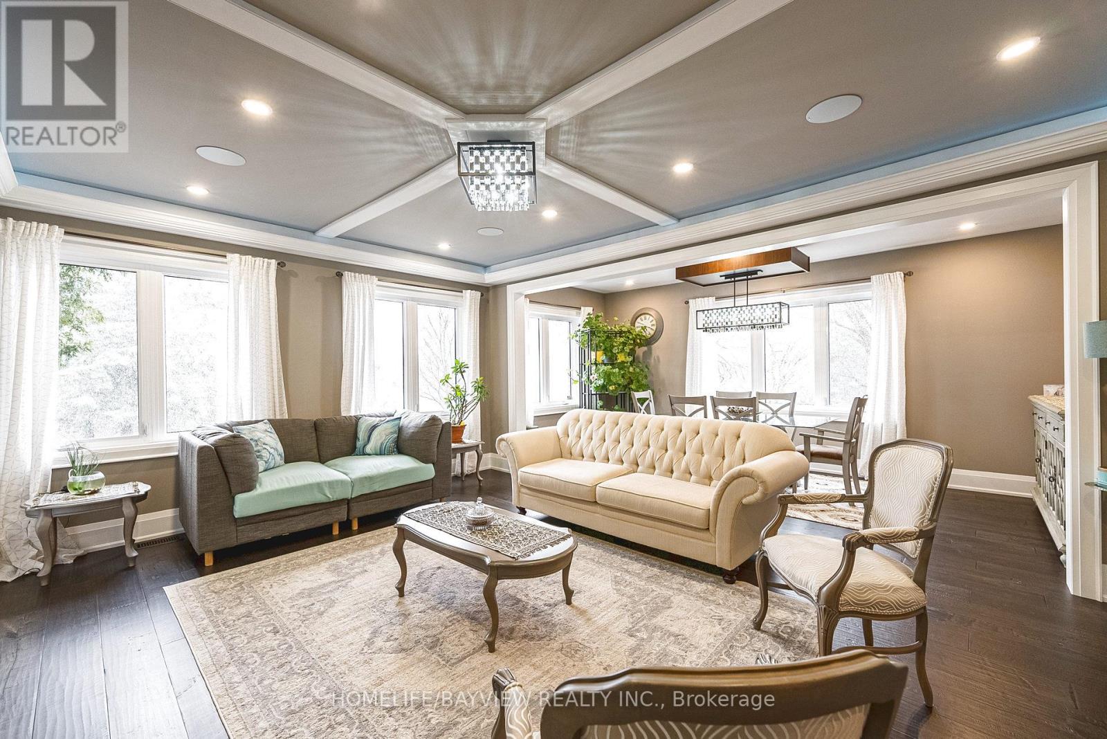 25 Whispering Pine Trail, Aurora, Ontario  L4G 5C7 - Photo 18 - N13019206