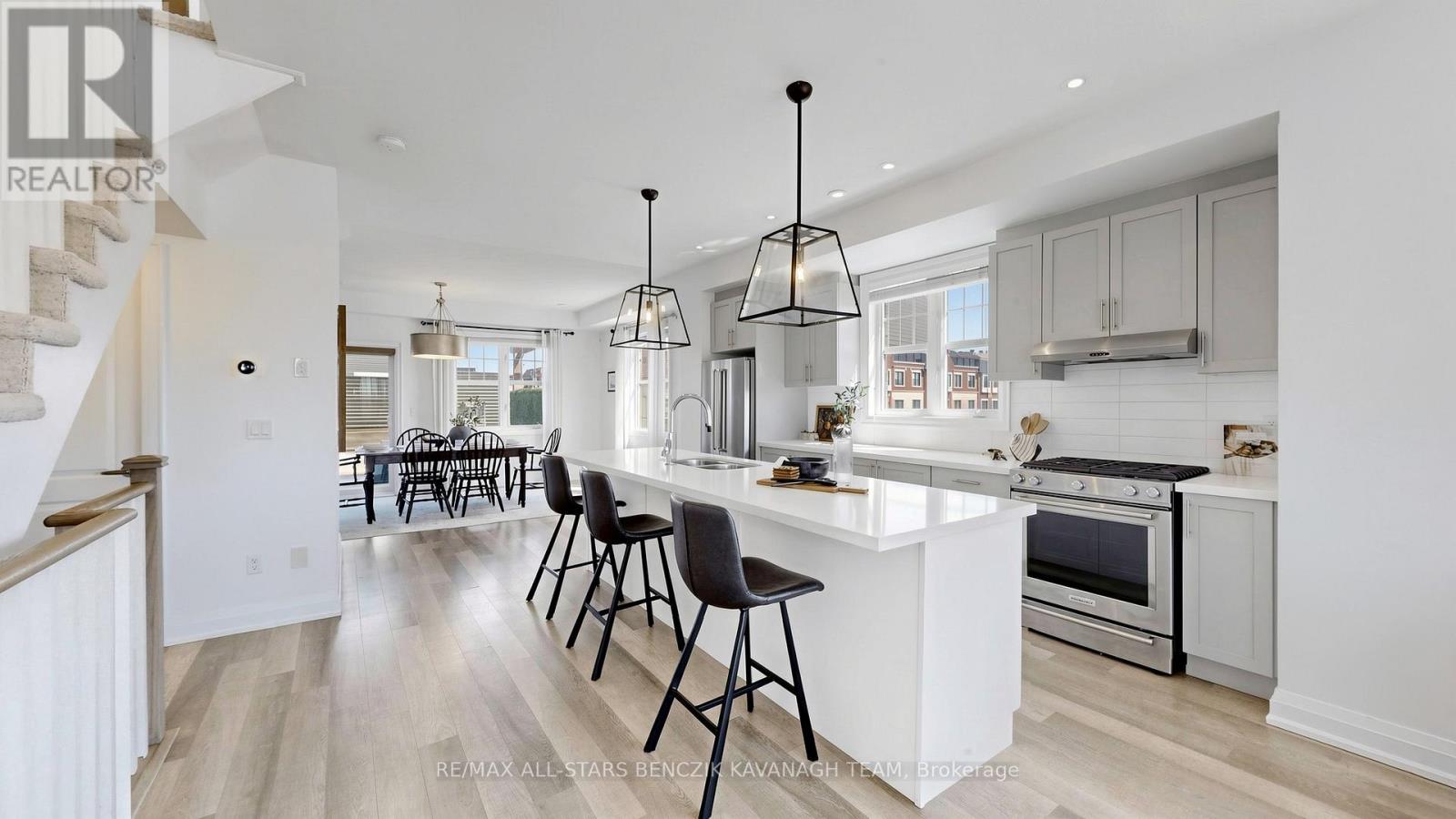 22 Baker Hill Boulevard, Whitchurch-Stouffville, Ontario  L4A 1Y6 - Photo 6 - N13024408