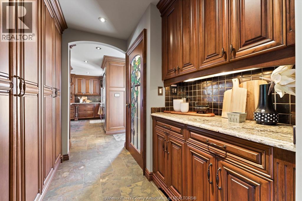 6545 Riverside Drive East, Windsor, Ontario  N8S 1C1 - Photo 9 - 26008749